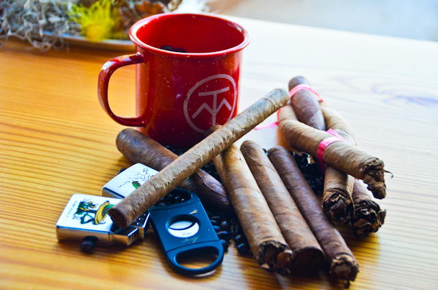 grinds tobacco substitute Amazon.com : Grinds Coffee Pouches | Wintergreen Flavor | 10 Cans |  Brew-Free Coffee Alternative